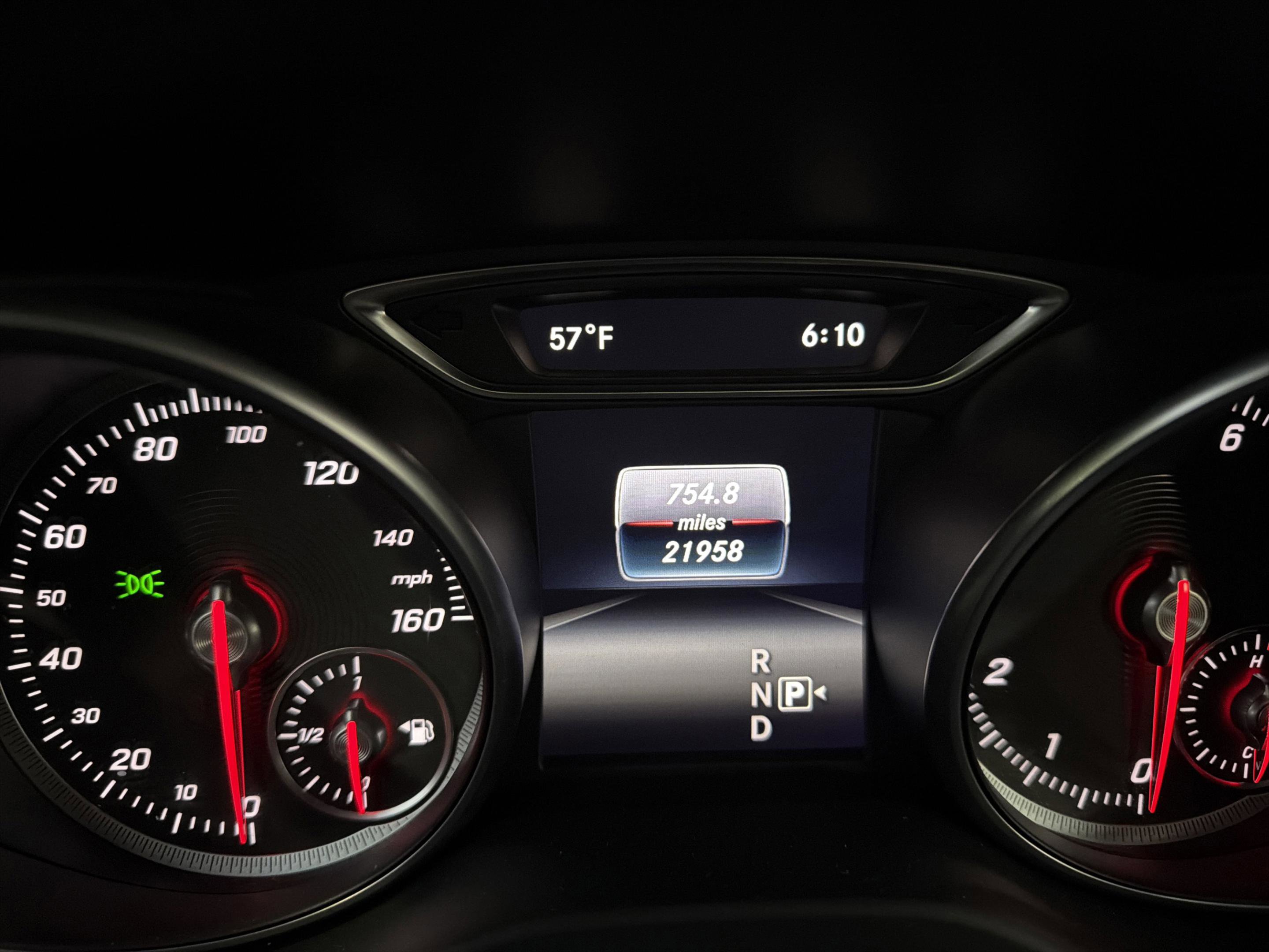 Used 2018 Mercedes-Benz CLA 250 image 21