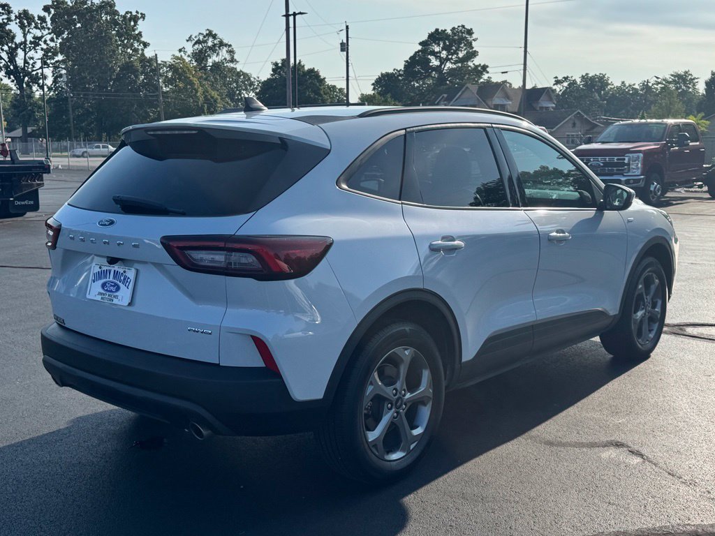 Certified 2025 Ford Escape ST-Line Select AWD/4WD image 20