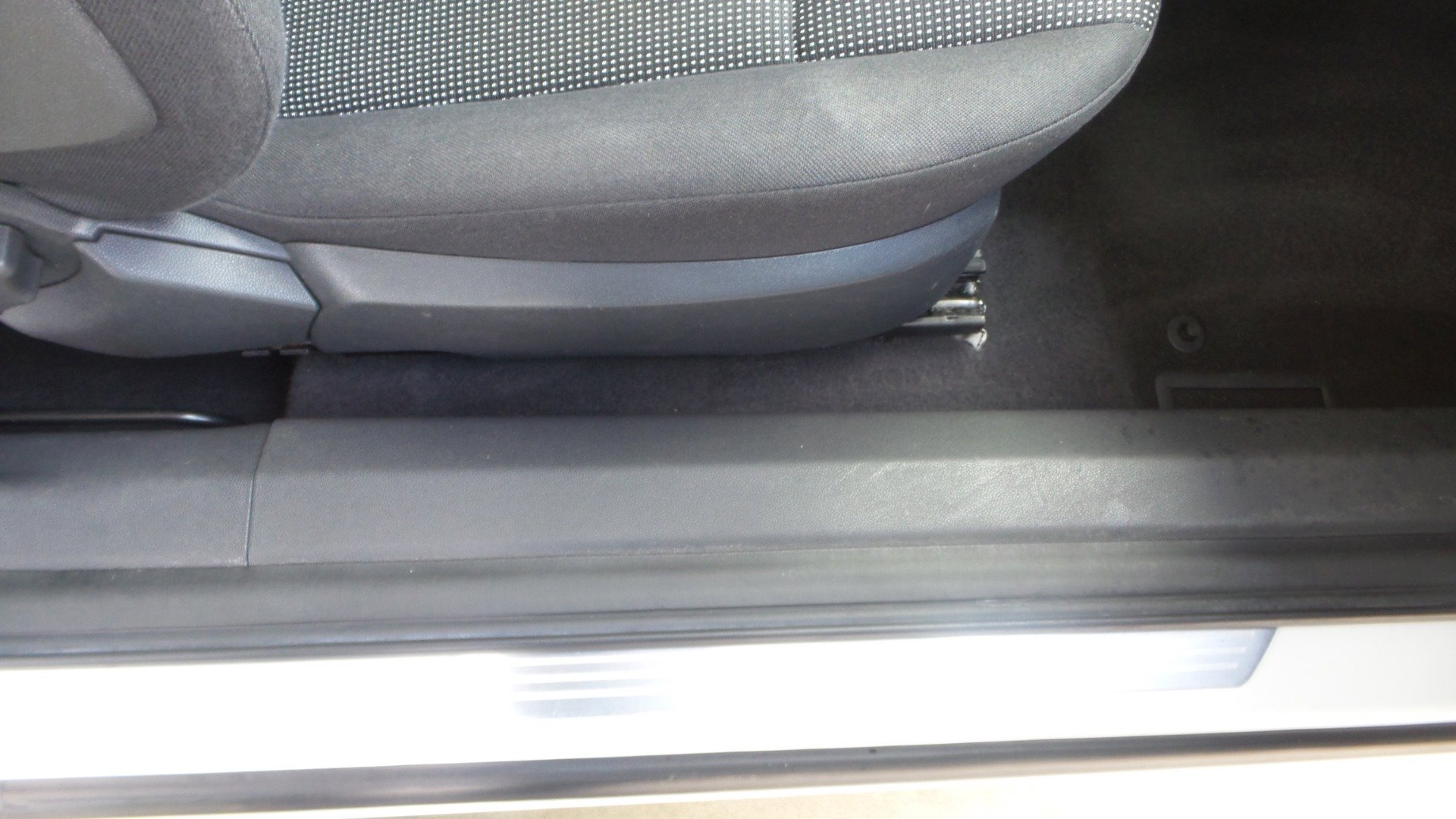 Used 2008 Saturn Astra XR image 12