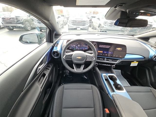 New 2026 Chevrolet Equinox EV LT AWD/4WD image 23