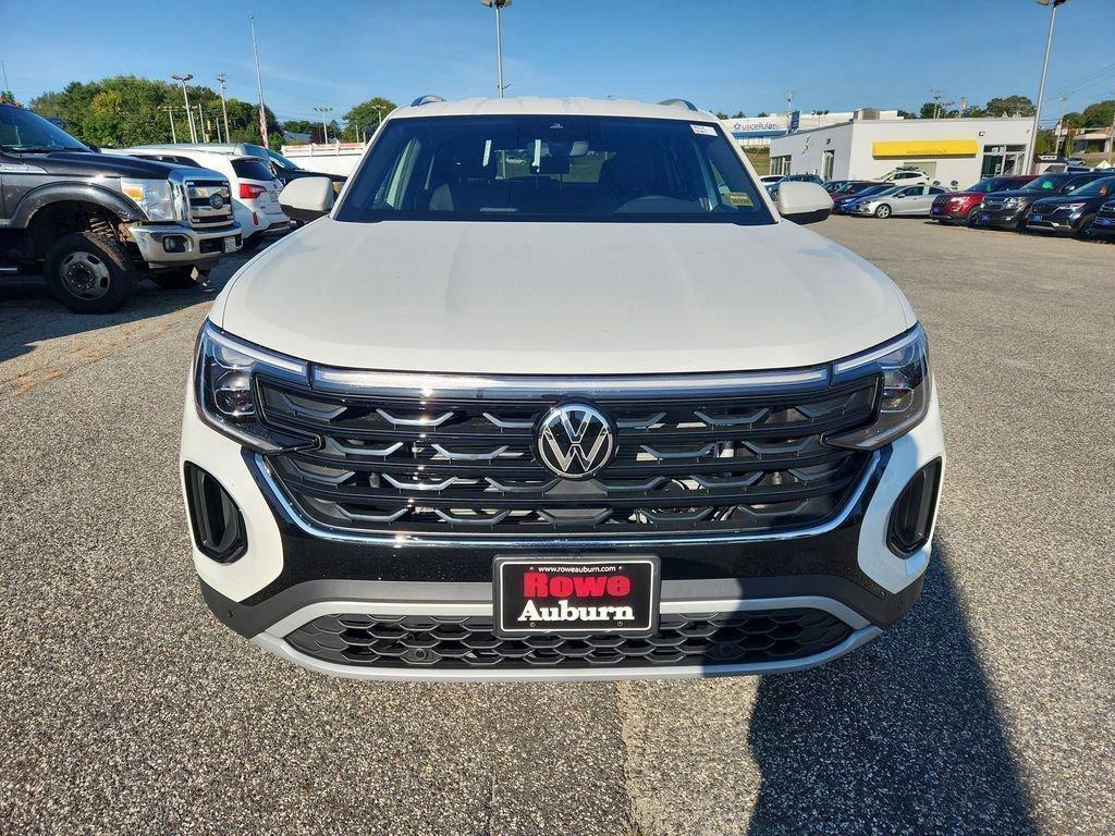 New 2026 Volkswagen Atlas Cross Sport SE image 2