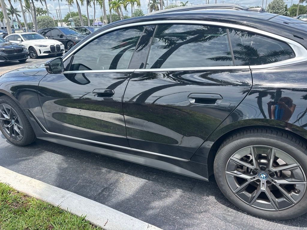 Used 2023 BMW i4 eDrive35 w/ Premium Package RWD image 6