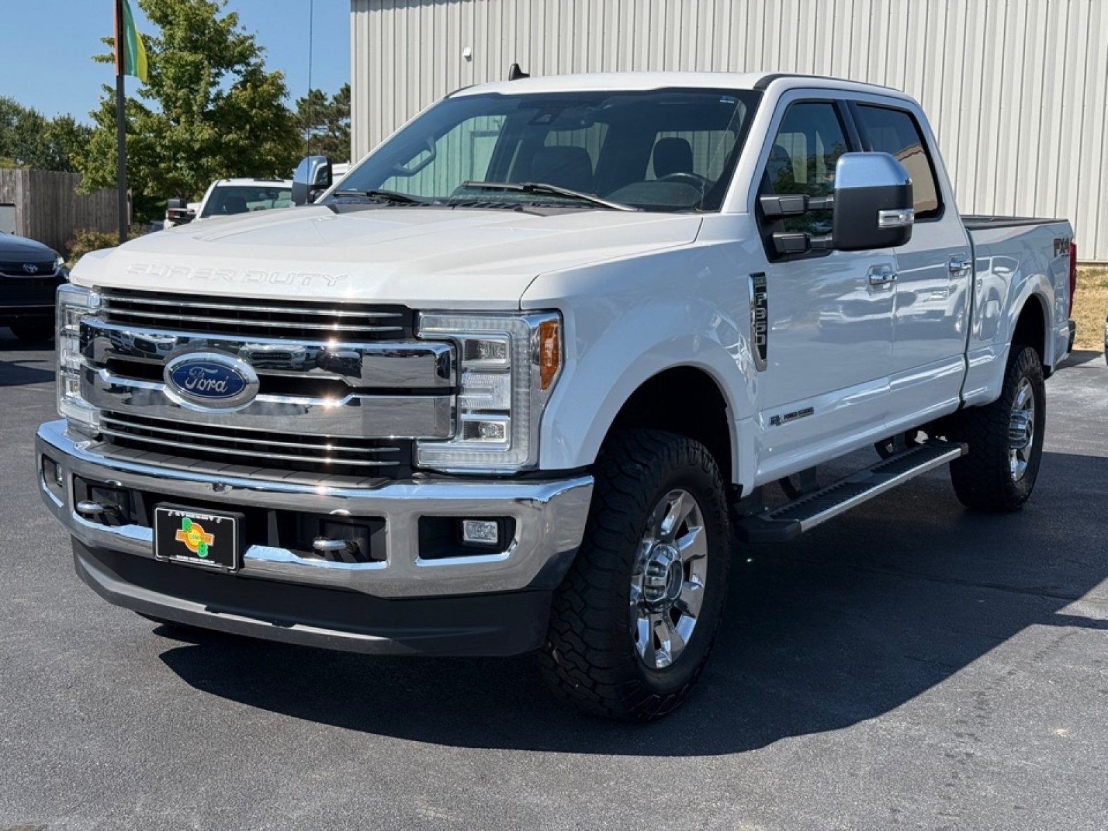 Used 2019 Ford F350 Lariat w/ Lariat Ultimate Package AWD/4WD image 4