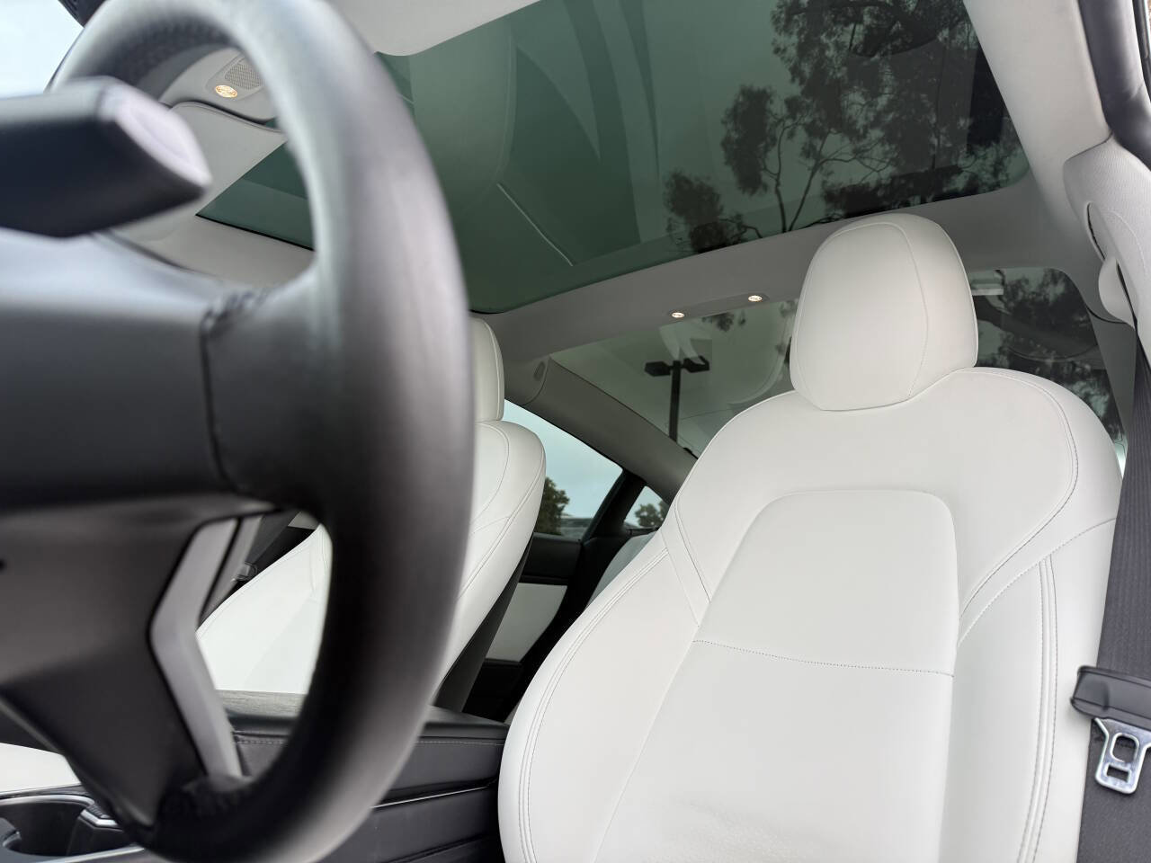 Used 2020 Tesla Model 3 Standard Range Plus image 8