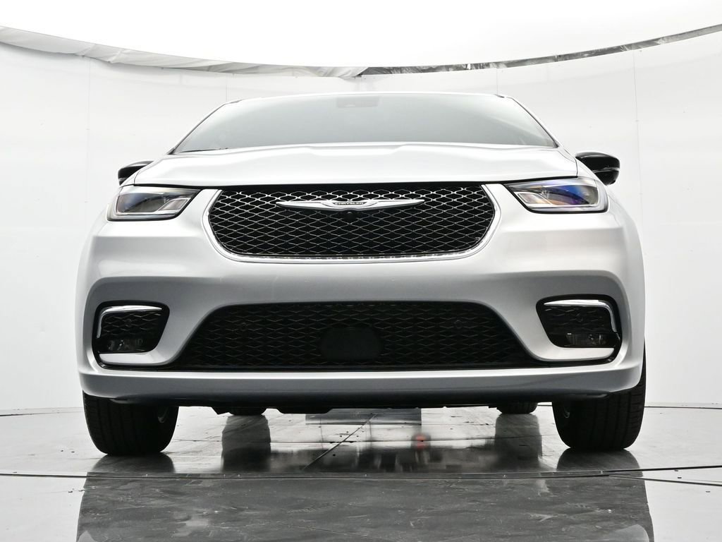 New 2026 Chrysler Pacifica Select image 35