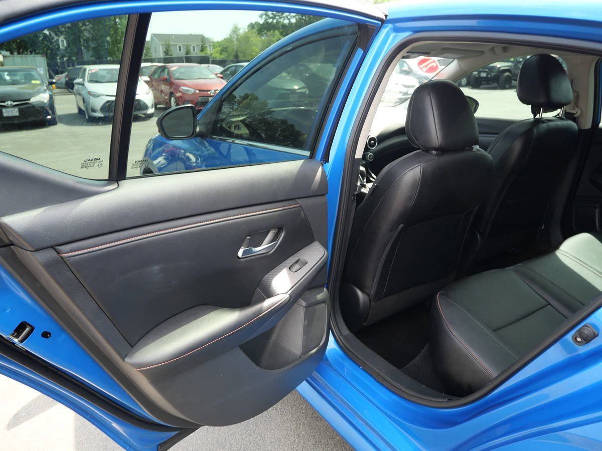 Used 2021 Nissan Sentra SR w/ SR Premium Package FWD image 28