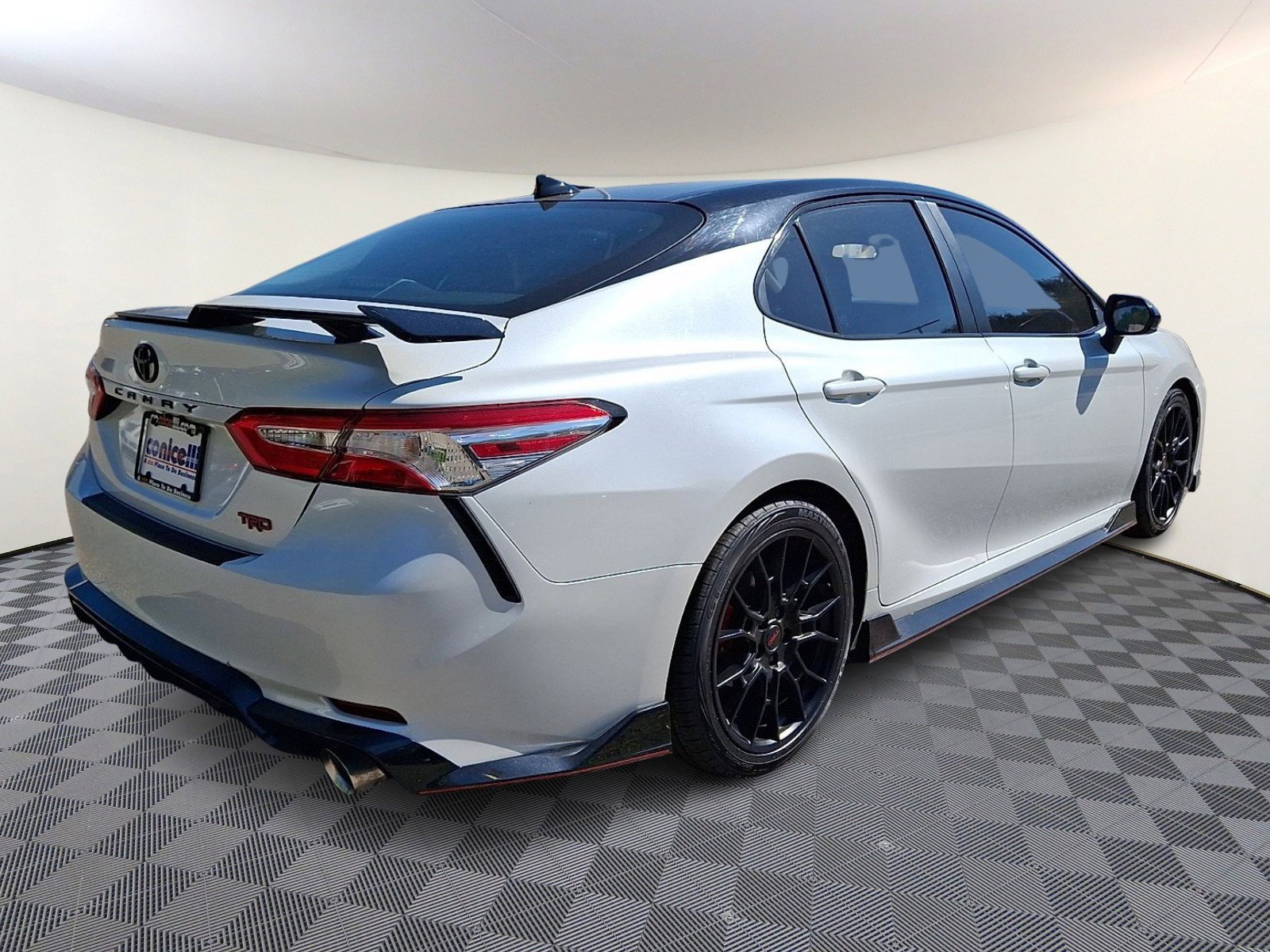 Used 2020 Toyota Camry TRD FWD image 7