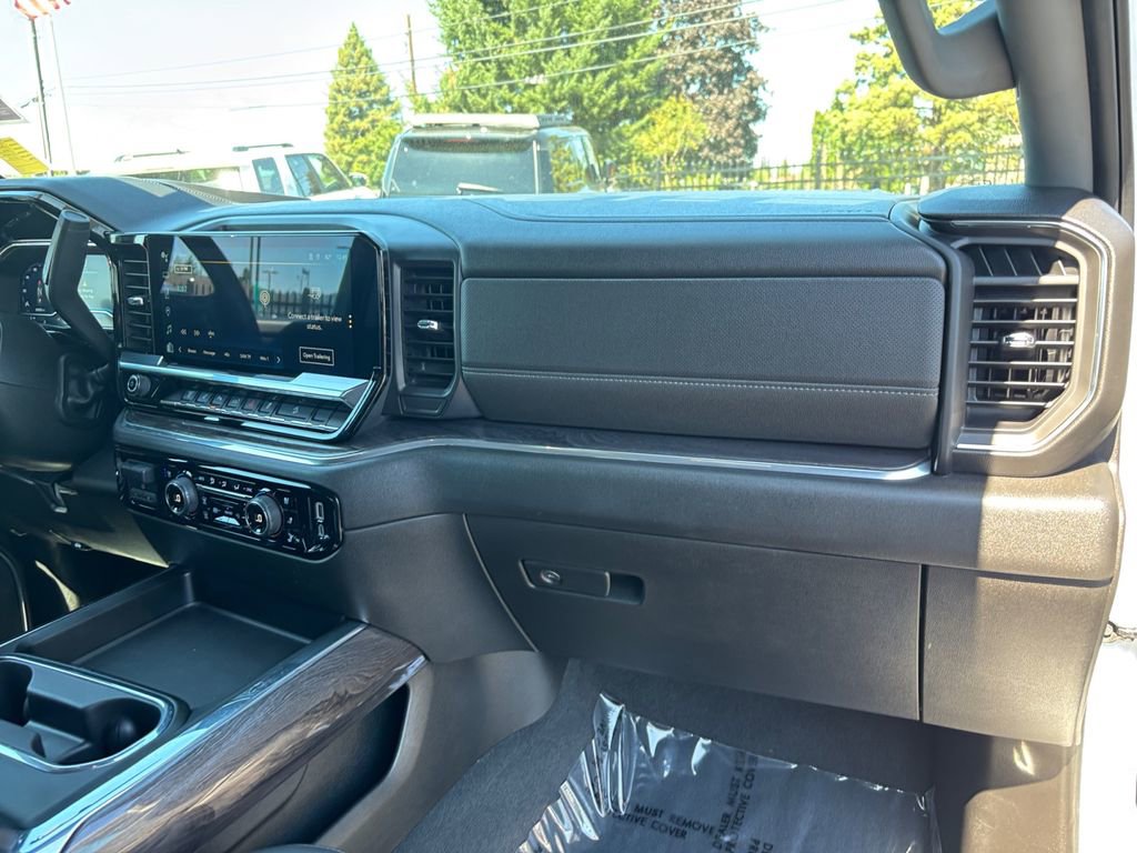 Used 2024 Chevrolet Silverado 2500 LTZ w/ LTZ Convenience Package image 27