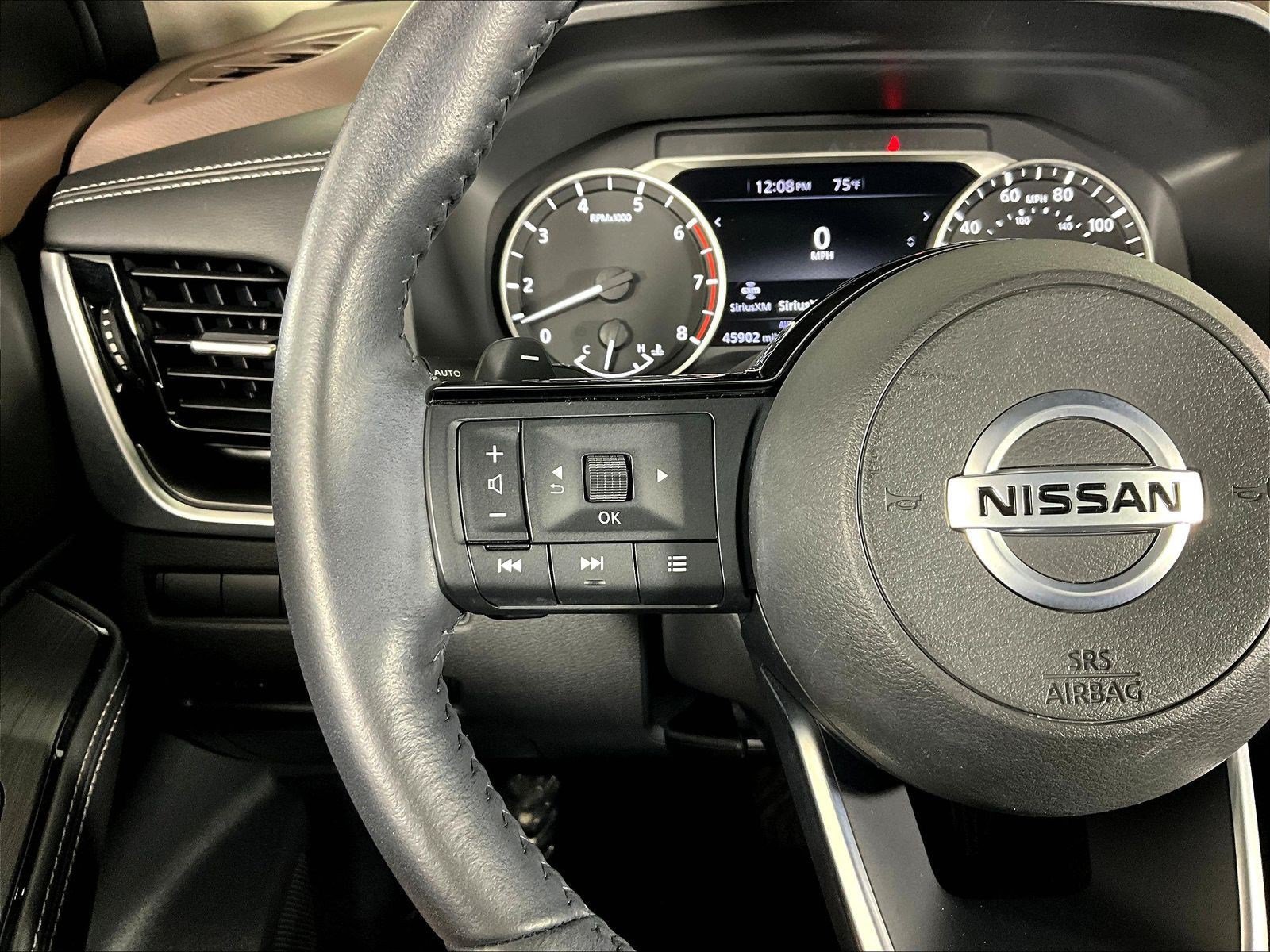 Certified 2021 Nissan Rogue SV w/ Premium Package AWD/4WD image 11