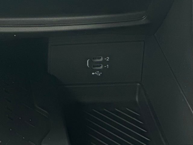 New 2026 Chrysler Pacifica Limited w/ S Appearance Package AWD/4WD image 40