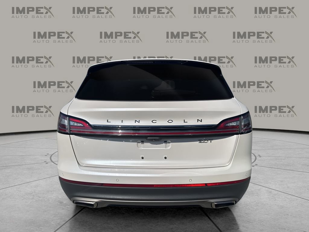 Used 2019 Lincoln Nautilus Select FWD image 4