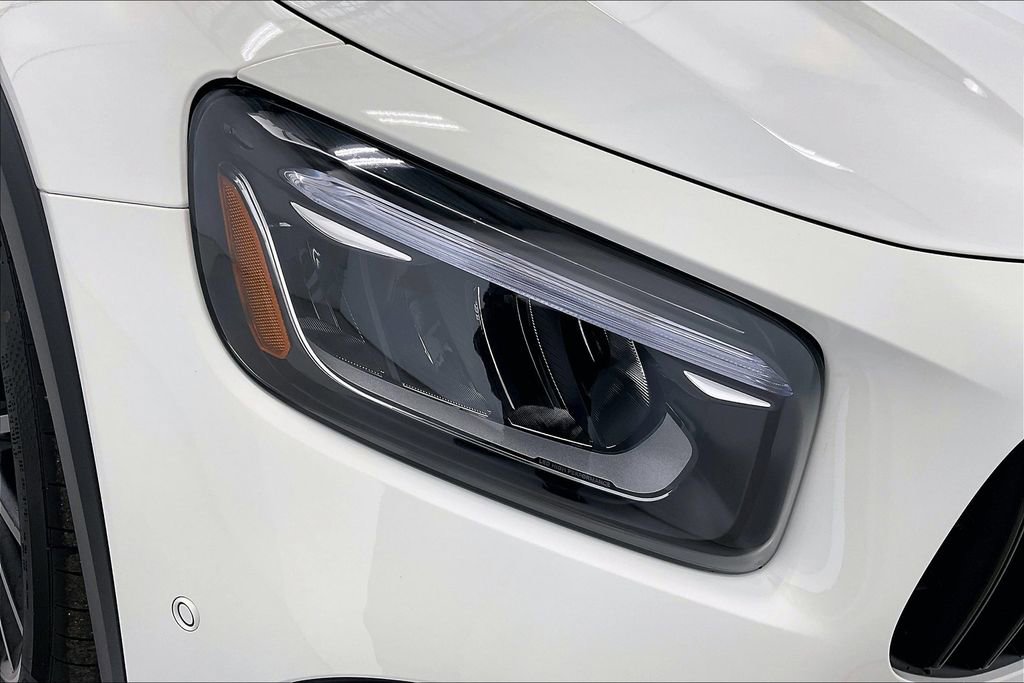 New 2026 Mercedes-Benz GLB 35 AMG 4MATIC image 13