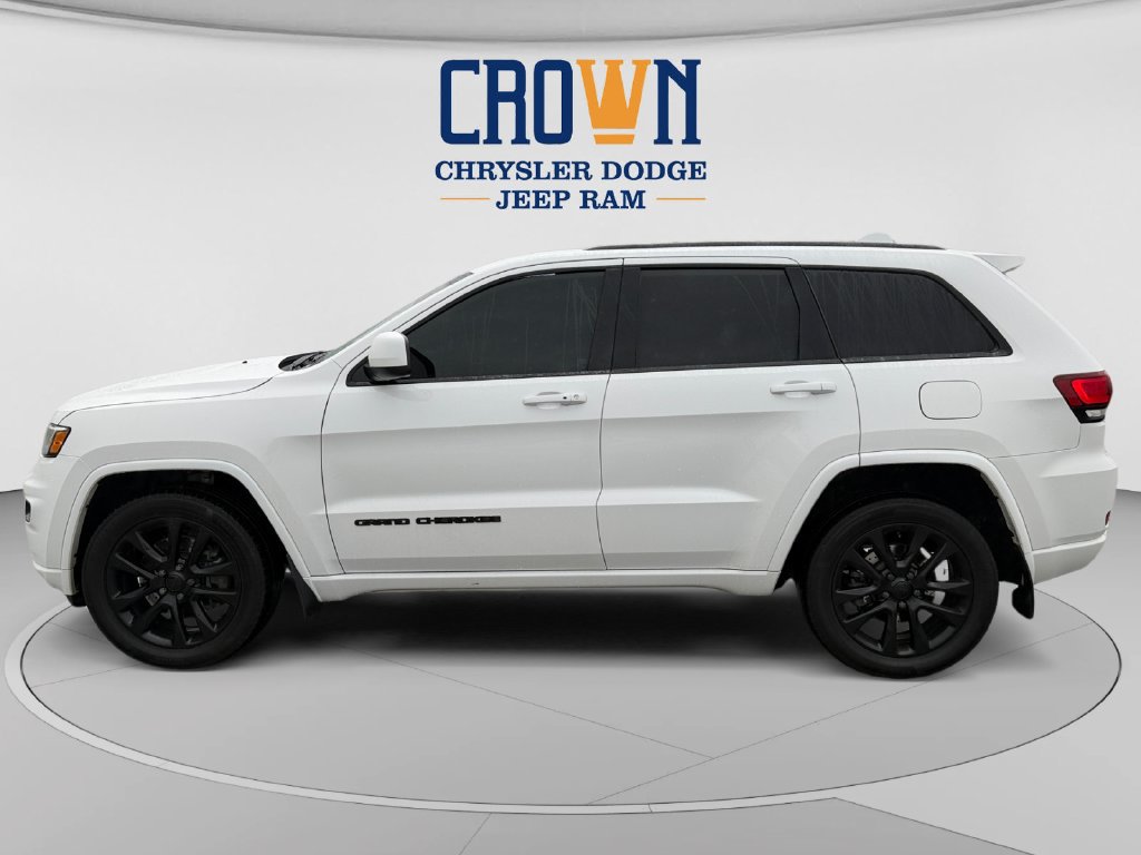 Used 2021 Jeep Grand Cherokee Laredo X AWD/4WD image 6