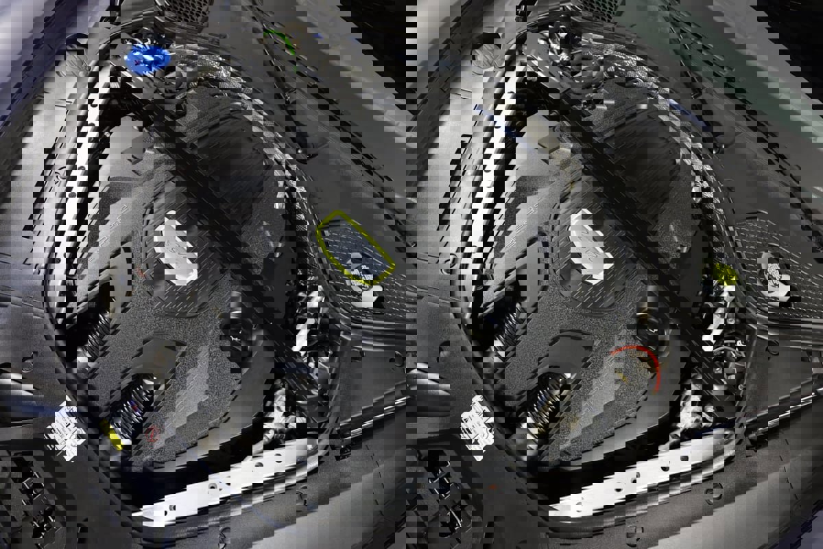 Used 2021 Porsche Panamera 4S w/ Premium Package image 34