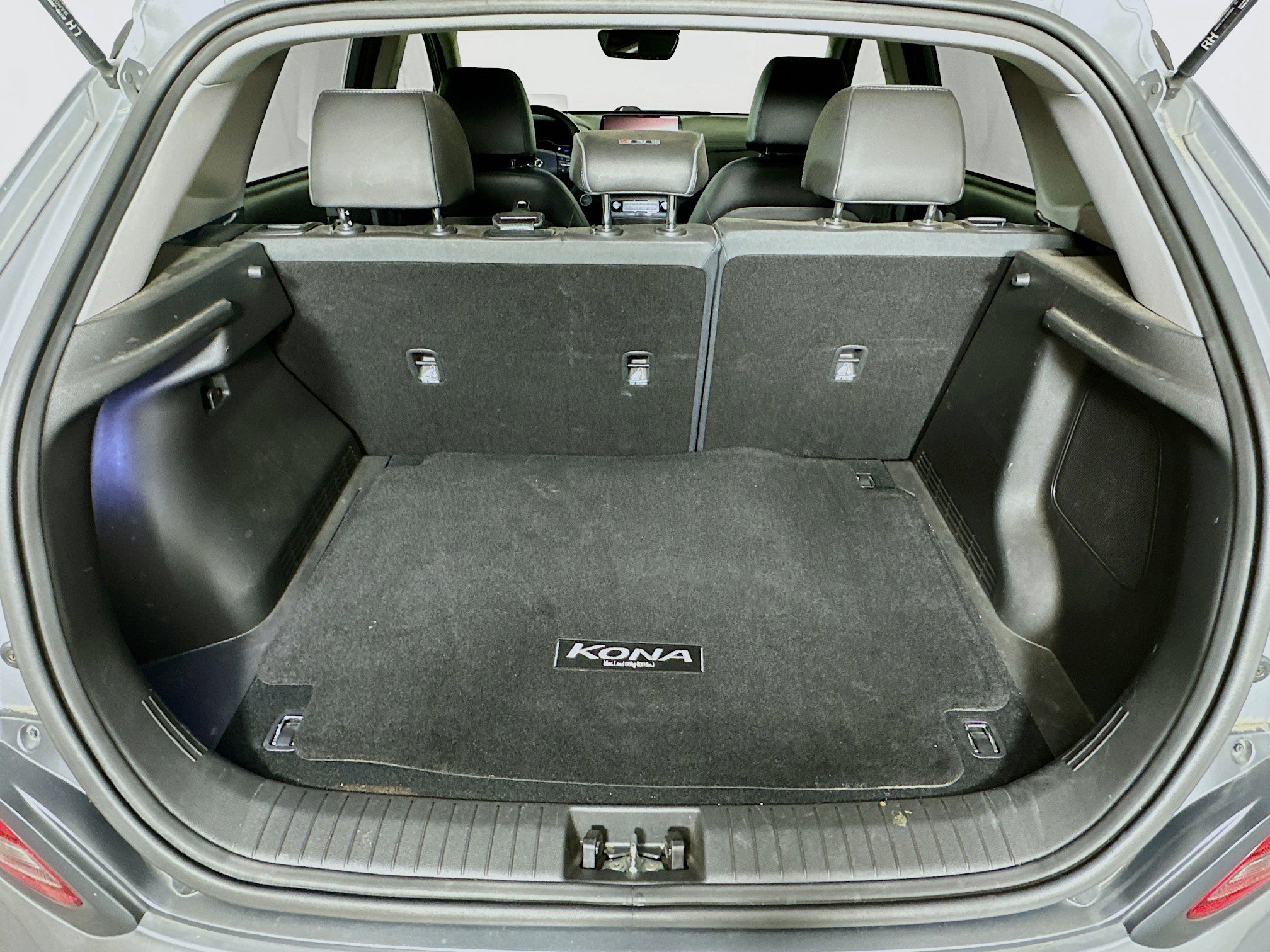 Used 2021 Hyundai Kona Ultimate w/ Cargo Package FWD image 30