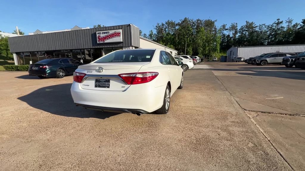 Used 2015 Toyota Camry SE FWD image 6