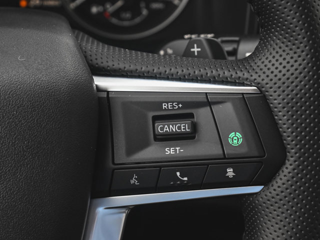 New 2025 Mitsubishi Outlander SE image 24