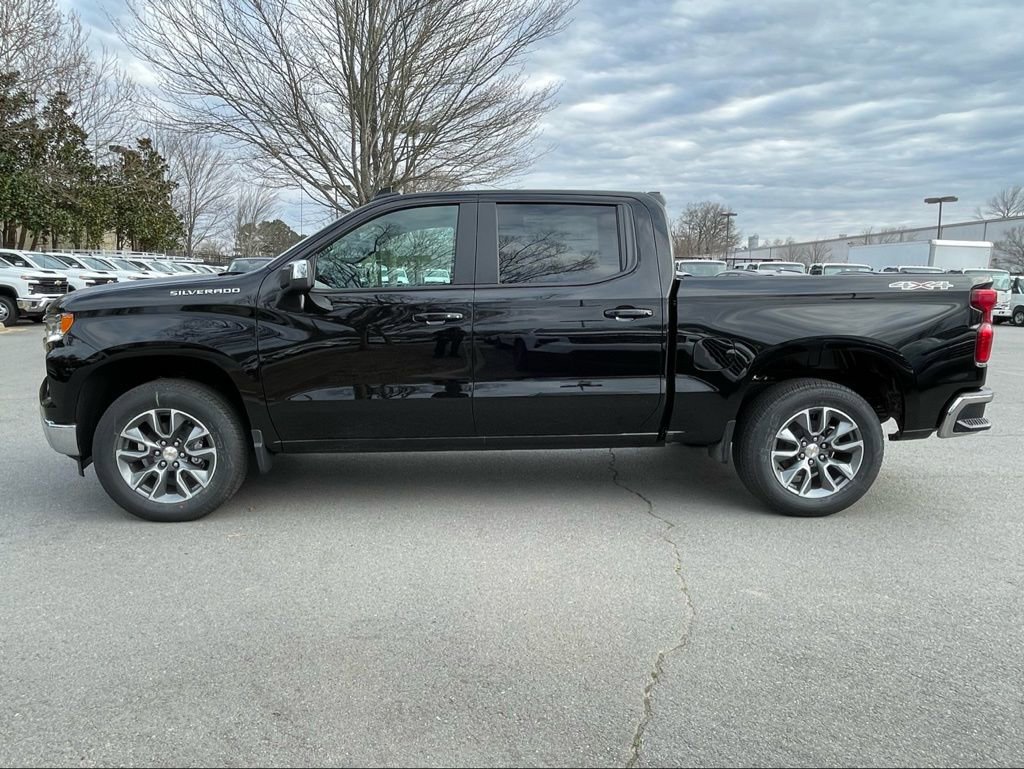 New 2026 Chevrolet Silverado 1500 LT w/ Leather Package image 4