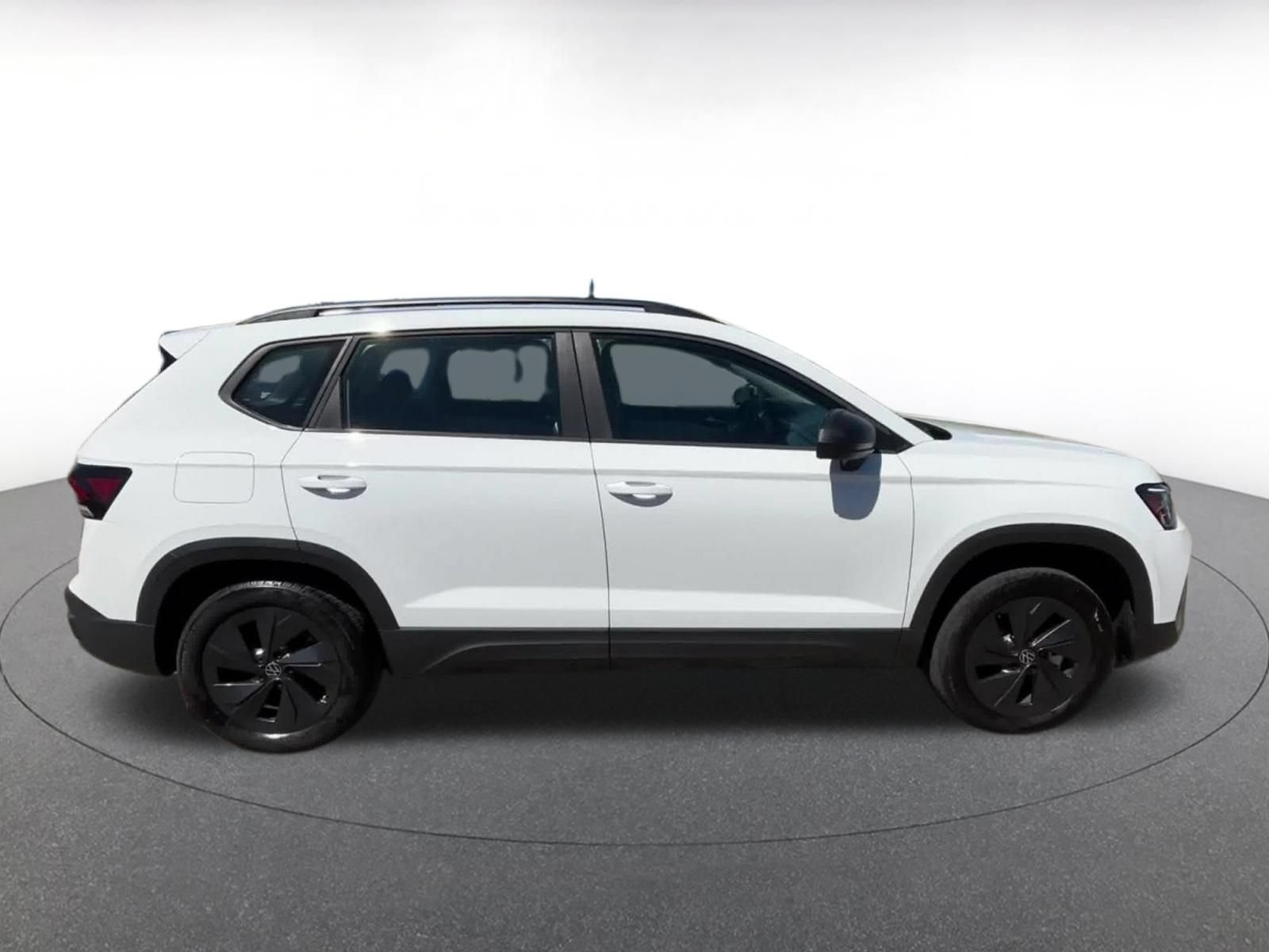 Used 2026 Volkswagen Taos S FWD image 16