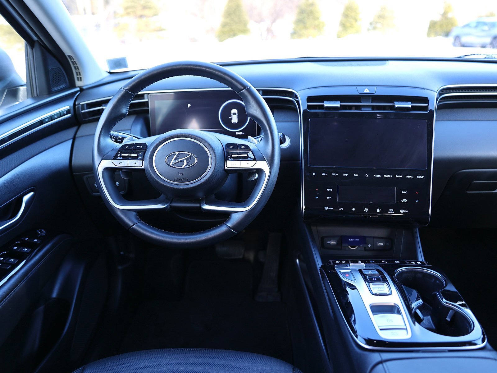 Certified 2022 Hyundai Tucson Limited w/ Cargo Package image 16