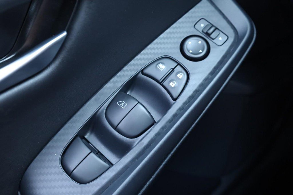 New 2025 Nissan Sentra SV image 18