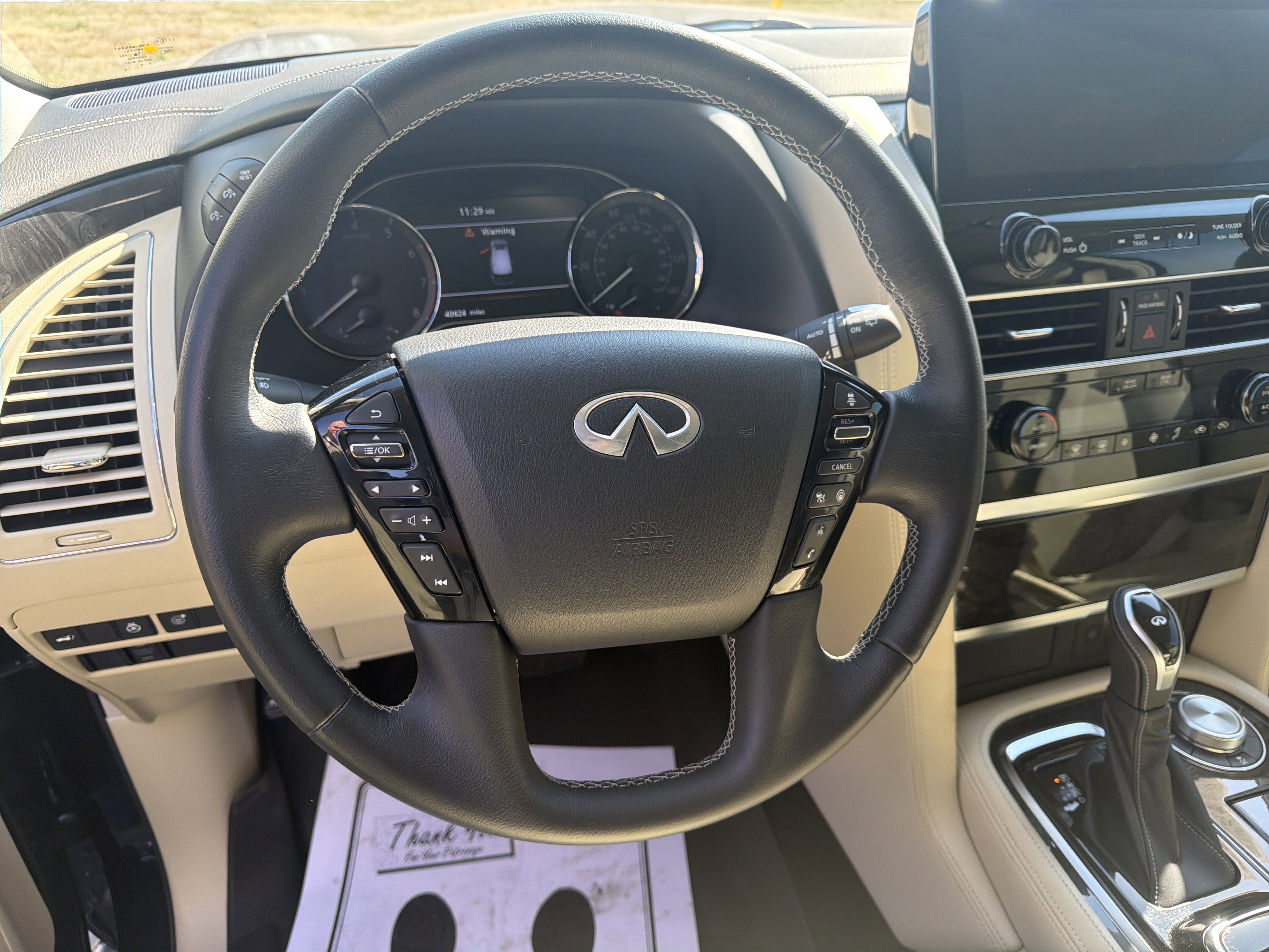 Used 2023 INFINITI QX80 Luxe w/ All-Season Package image 23