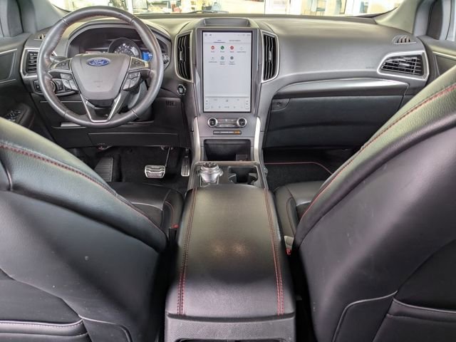 Used 2024 Ford Edge ST-Line AWD/4WD image 4