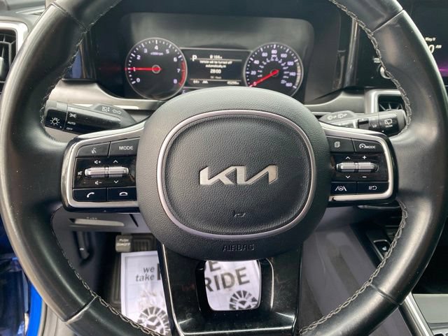 Used 2022 Kia Sorento S FWD image 9