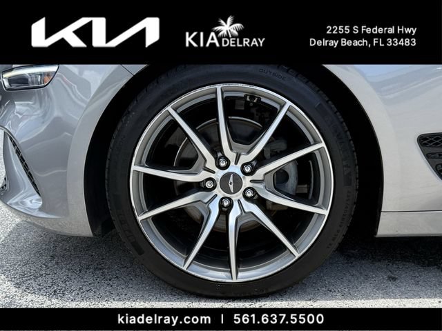 Used 2022 Genesis G70 2.0T w/ Prestige Package RWD image 34