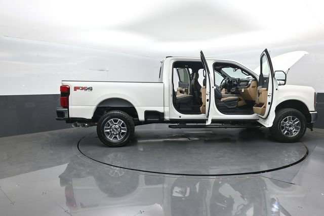 New 2026 Ford F350 4x4 Crew Cab Super Duty image 42
