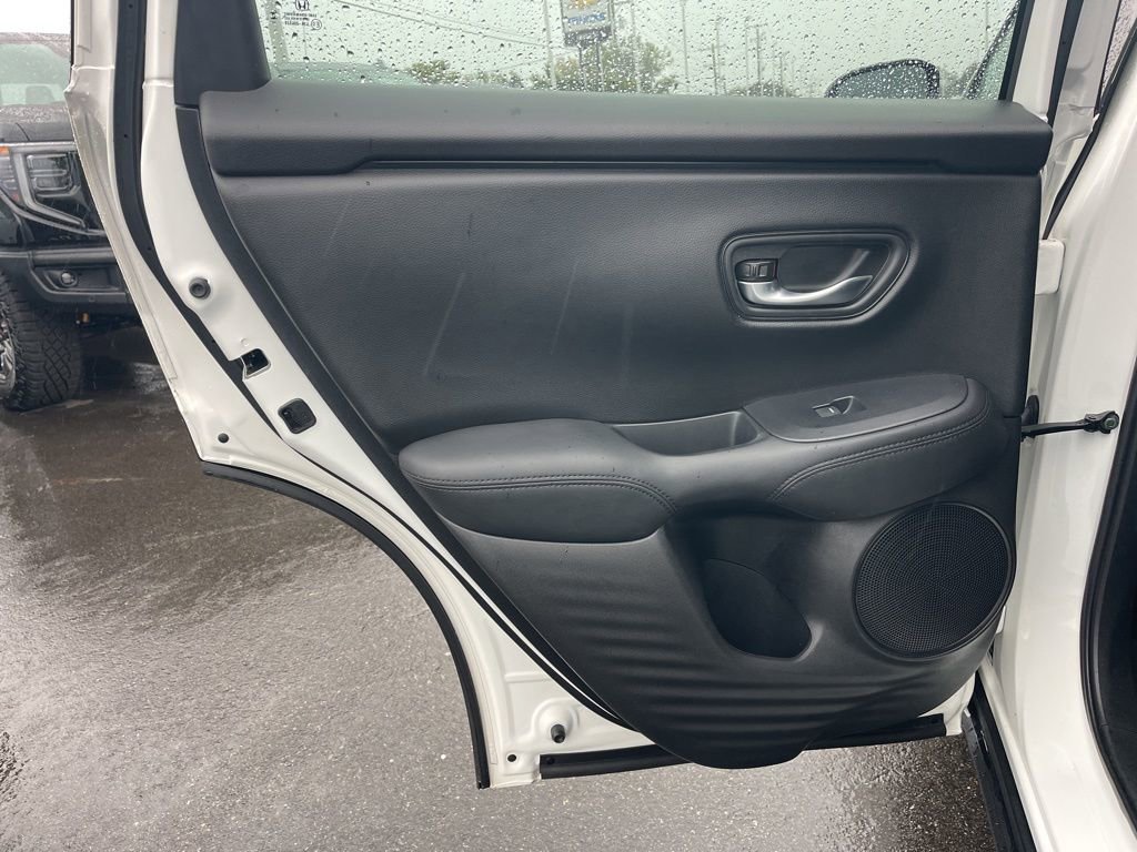 Used 2025 Honda HR-V LX image 24