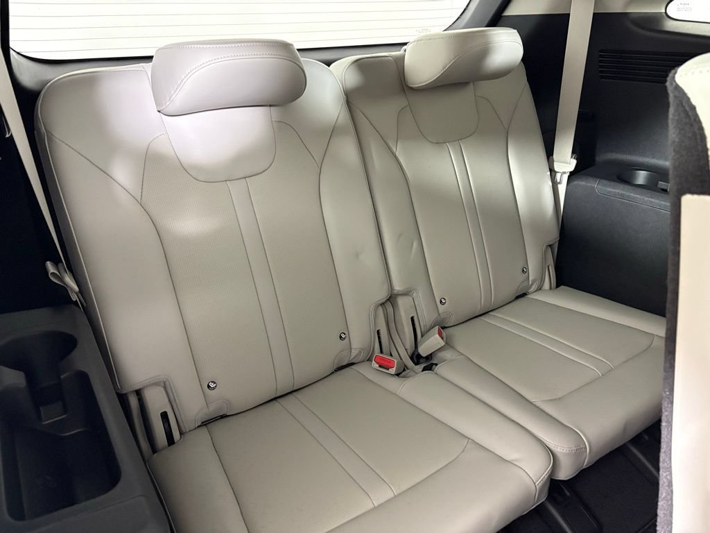 New 2026 Kia Sorento S w/ S Panoramic Sunroof Package FWD image 18