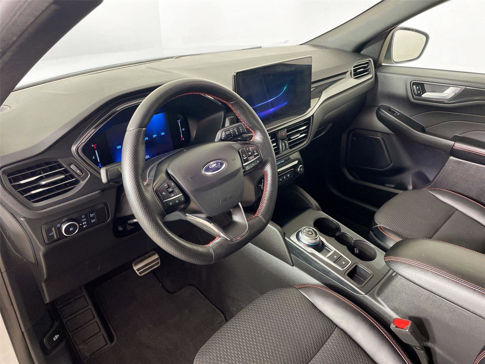 Used 2024 Ford Escape ST-Line Select w/ Tech Pack #1 image 23