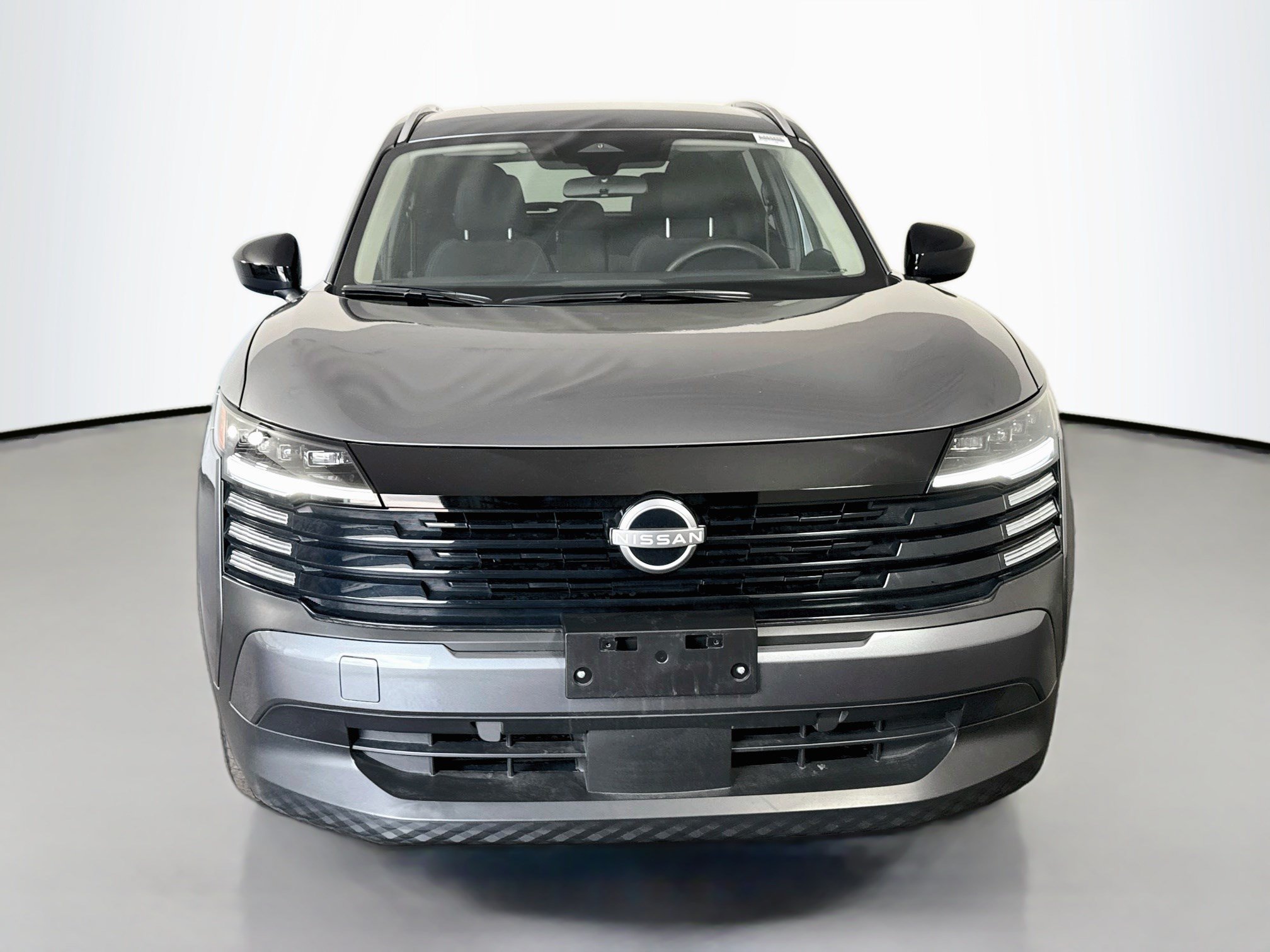 Used 2026 Nissan Kicks SV FWD image 2