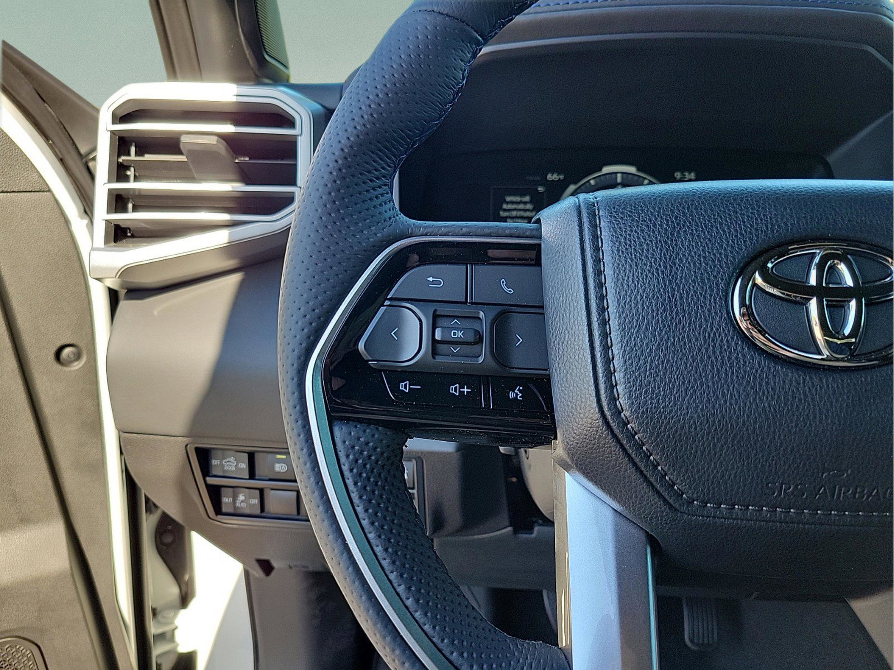 New 2025 Toyota Tundra Platinum image 18