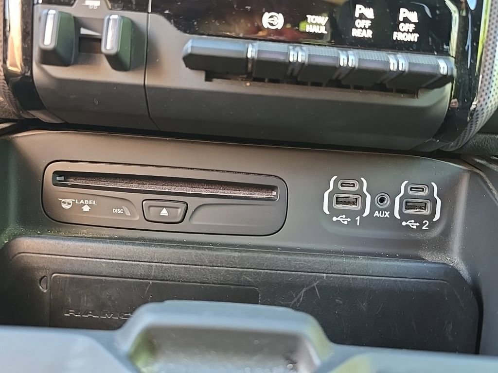 Used 2019 RAM 2500 Limited AWD/4WD image 23
