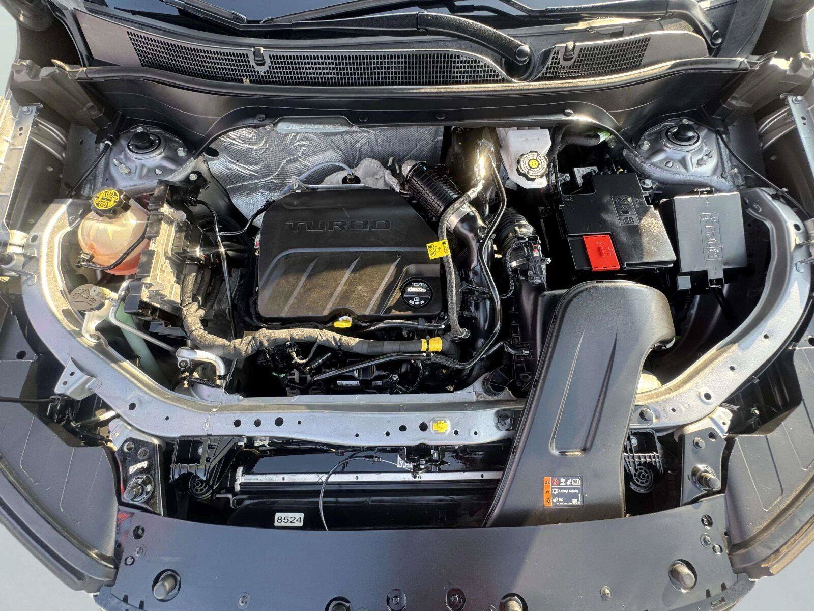 Used 2024 Chevrolet Trax RS w/ Sunroof Package FWD image 65