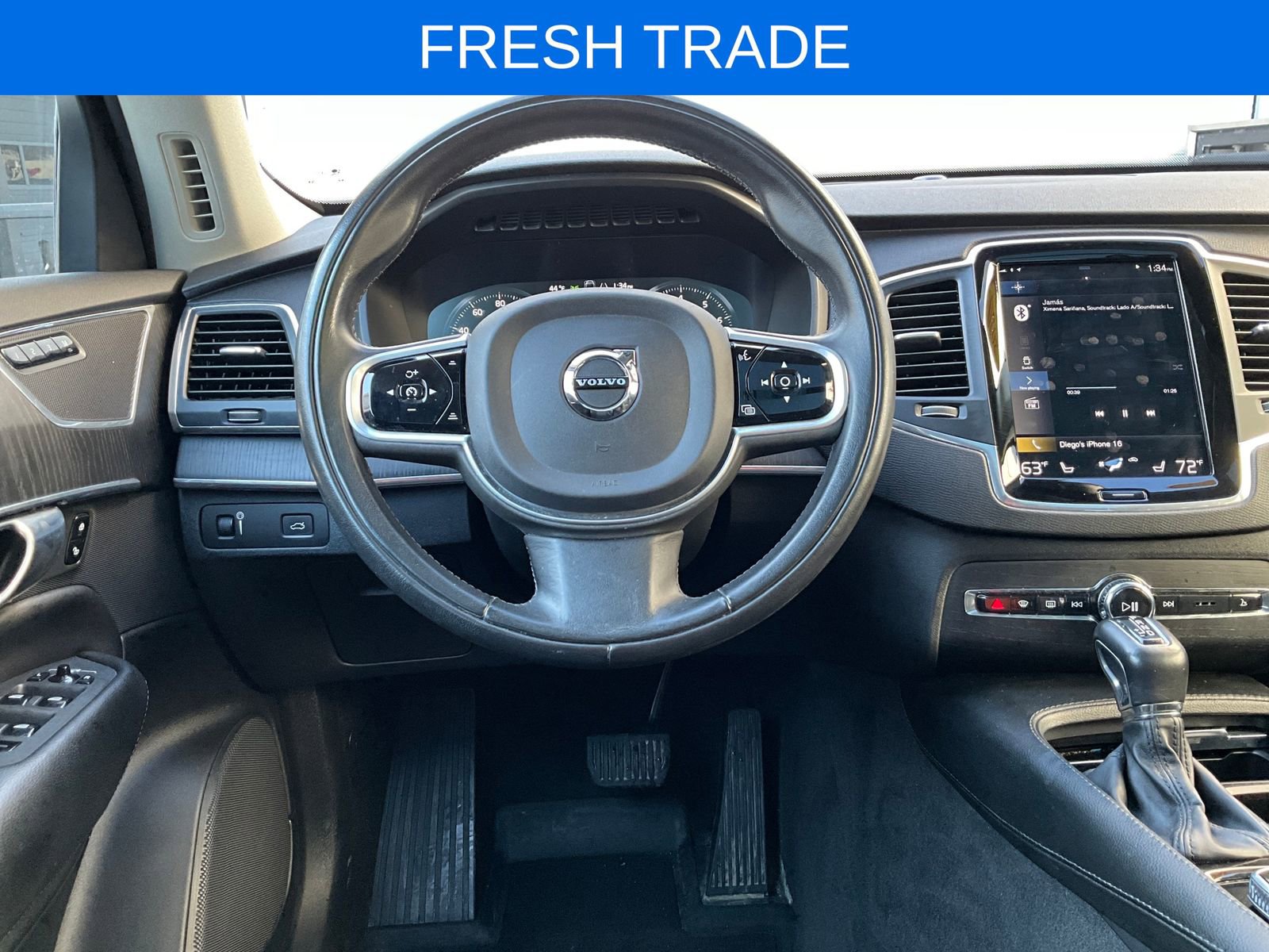 Used 2020 Volvo XC90 T5 Momentum w/ Protection Package Premier image 14