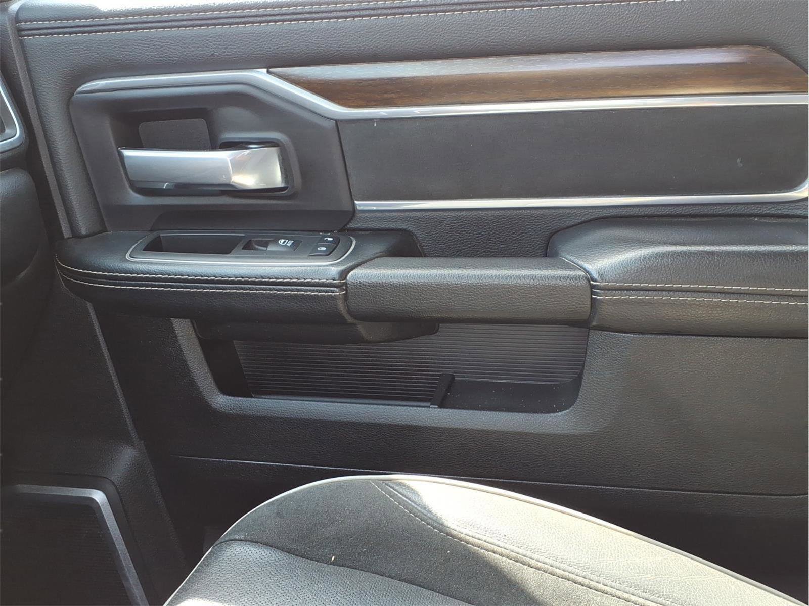 Used 2024 RAM 2500 Laramie AWD/4WD image 22
