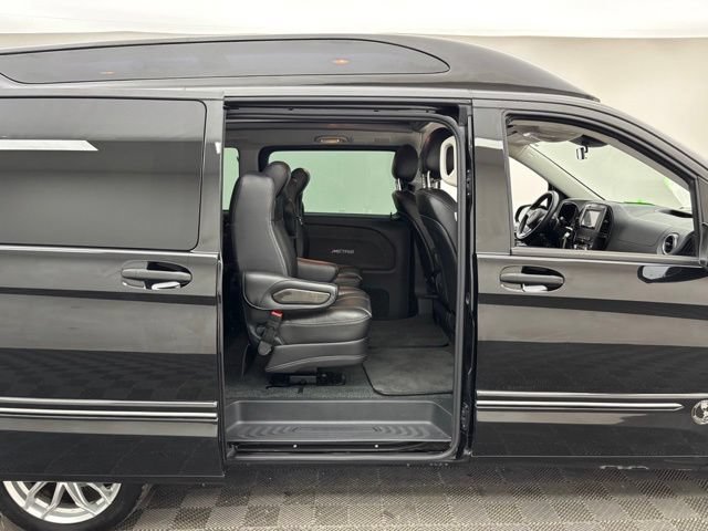 Used 2019 Mercedes-Benz Metris Passenger image 7