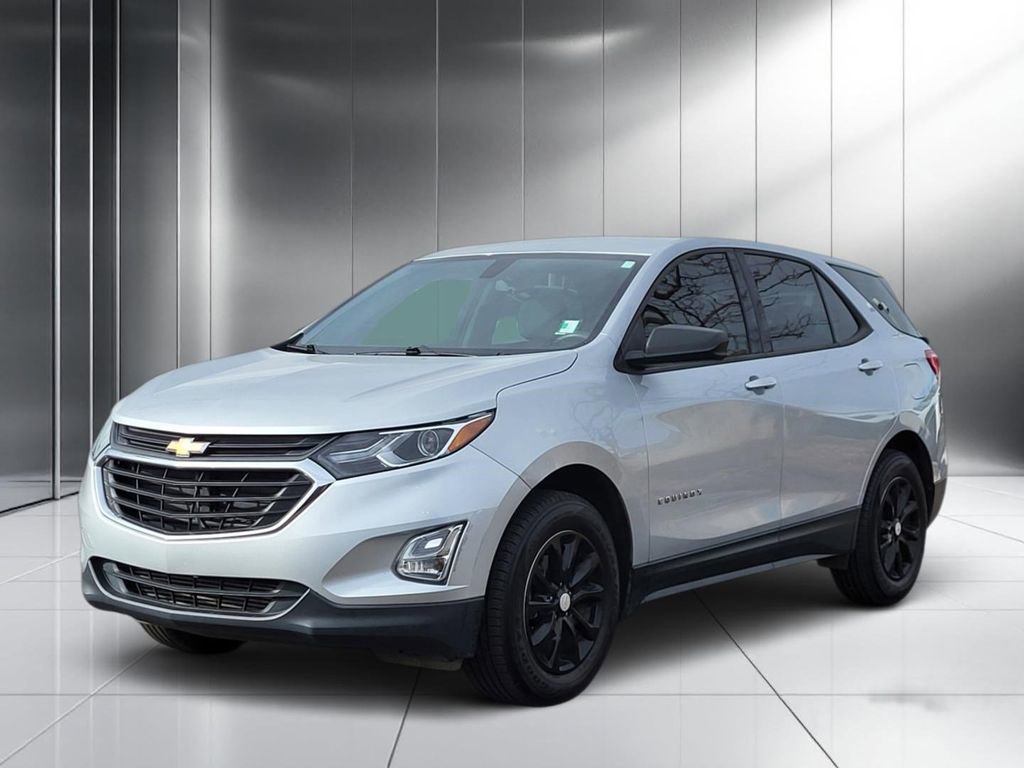 Used 2018 Chevrolet Equinox LS image 22