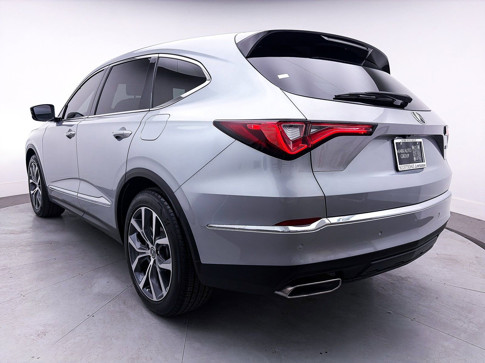Used 2023 Acura MDX FWD w/ Technology Package image 14