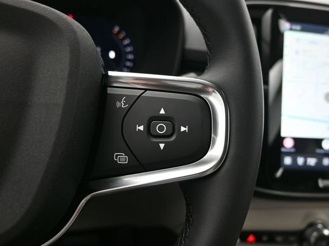 New 2026 Volvo XC40 B5 Ultra w/ Protection Package Premier AWD/4WD image 25