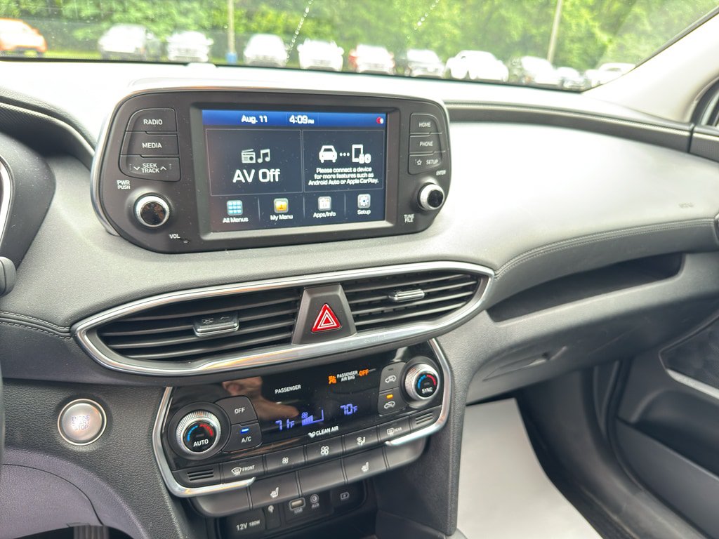 Used 2020 Hyundai Santa Fe SEL w/ Convenience Package AWD/4WD image 16