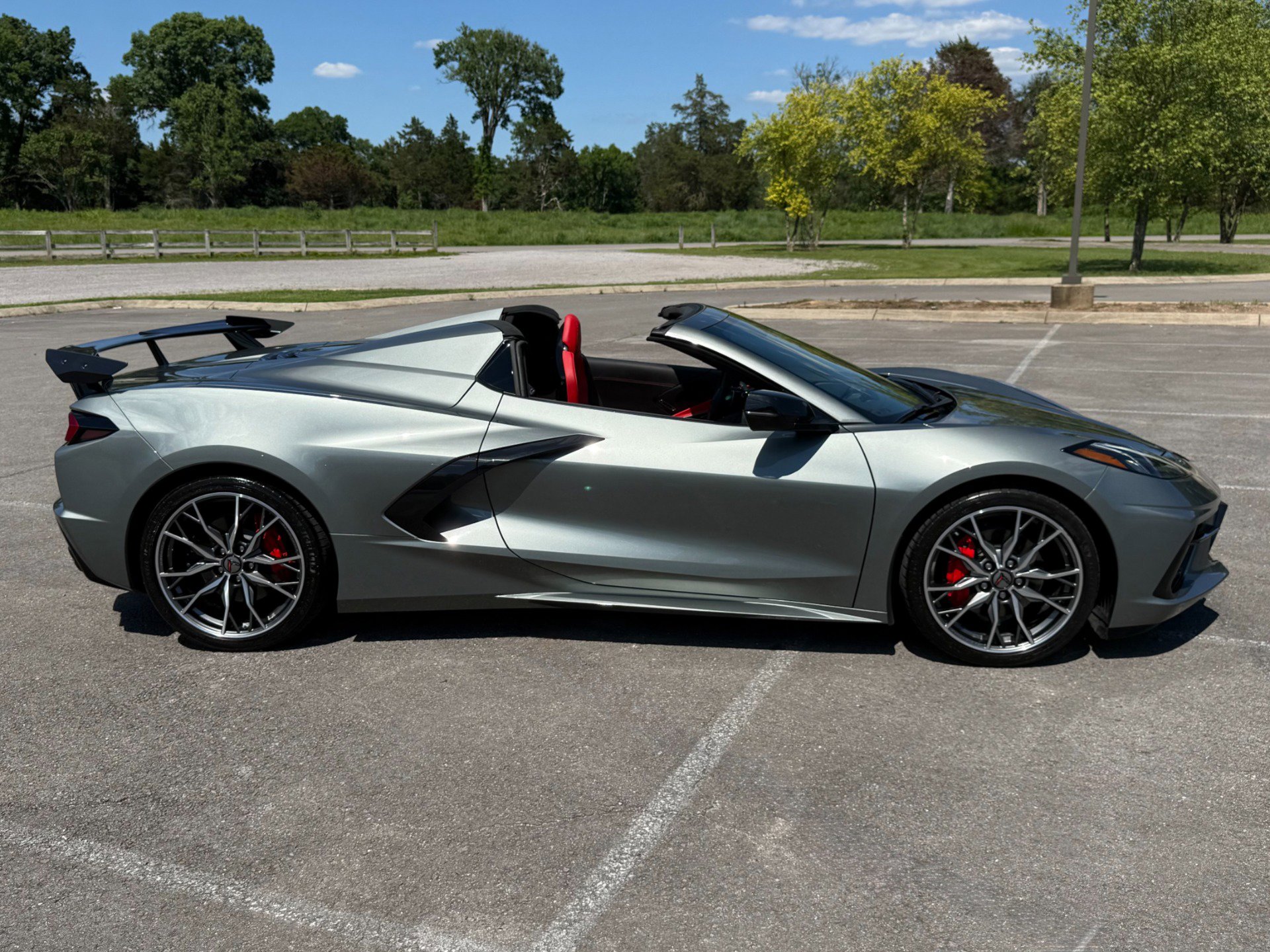 Used 2024 Chevrolet Corvette Stingray Premium Conv w/ Stealth Interior Trim Package RWD image 7