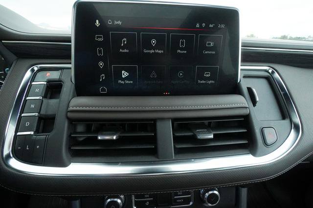 Used 2024 GMC Yukon SLT w/ SLT Premium Package image 22