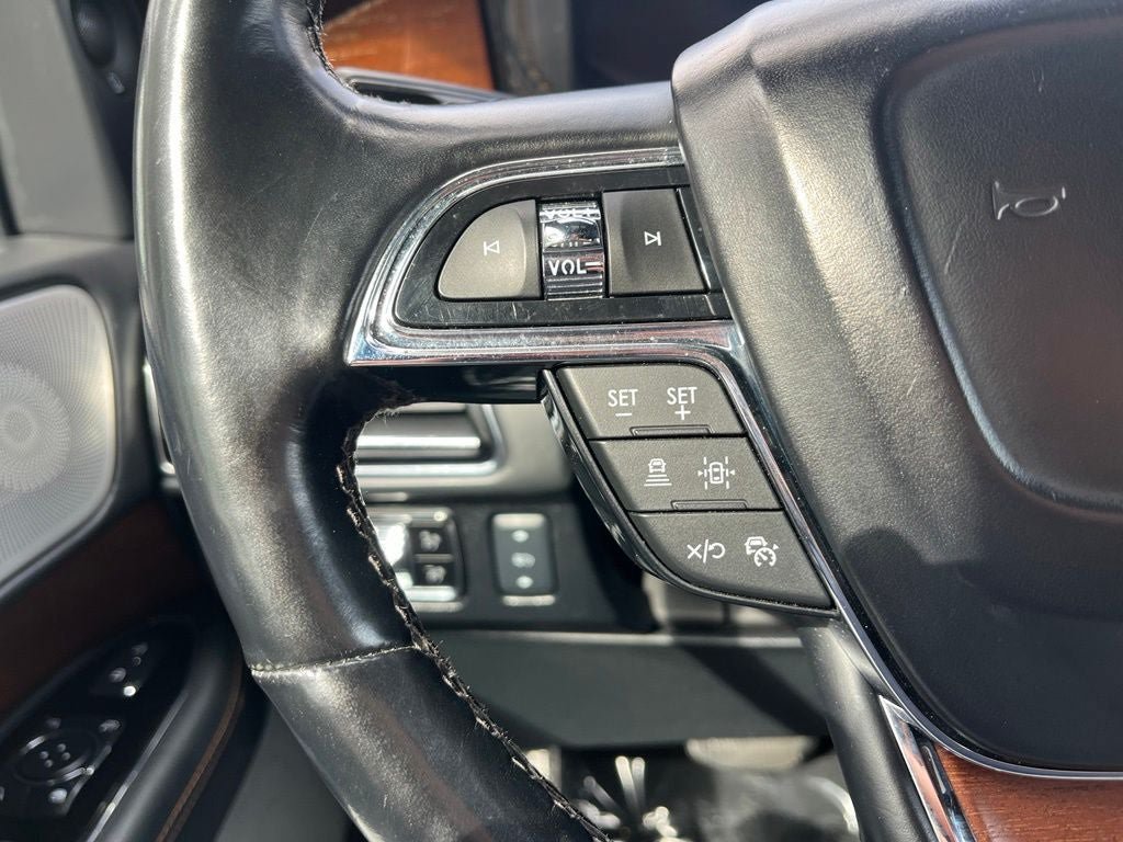 Certified 2023 Lincoln Navigator L Black Label AWD/4WD image 28