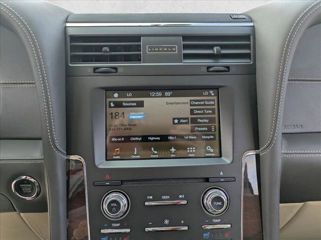 Used 2017 Lincoln Navigator Reserve image 15