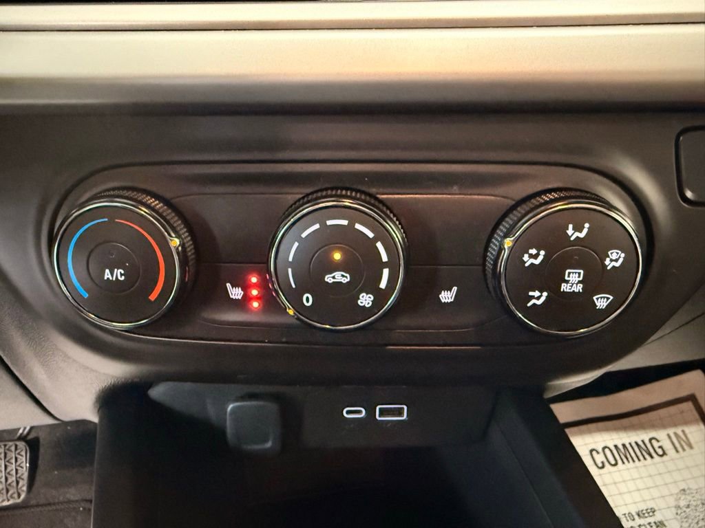 Used 2024 Chevrolet Trax RS w/ Driver Confidence Package image 30