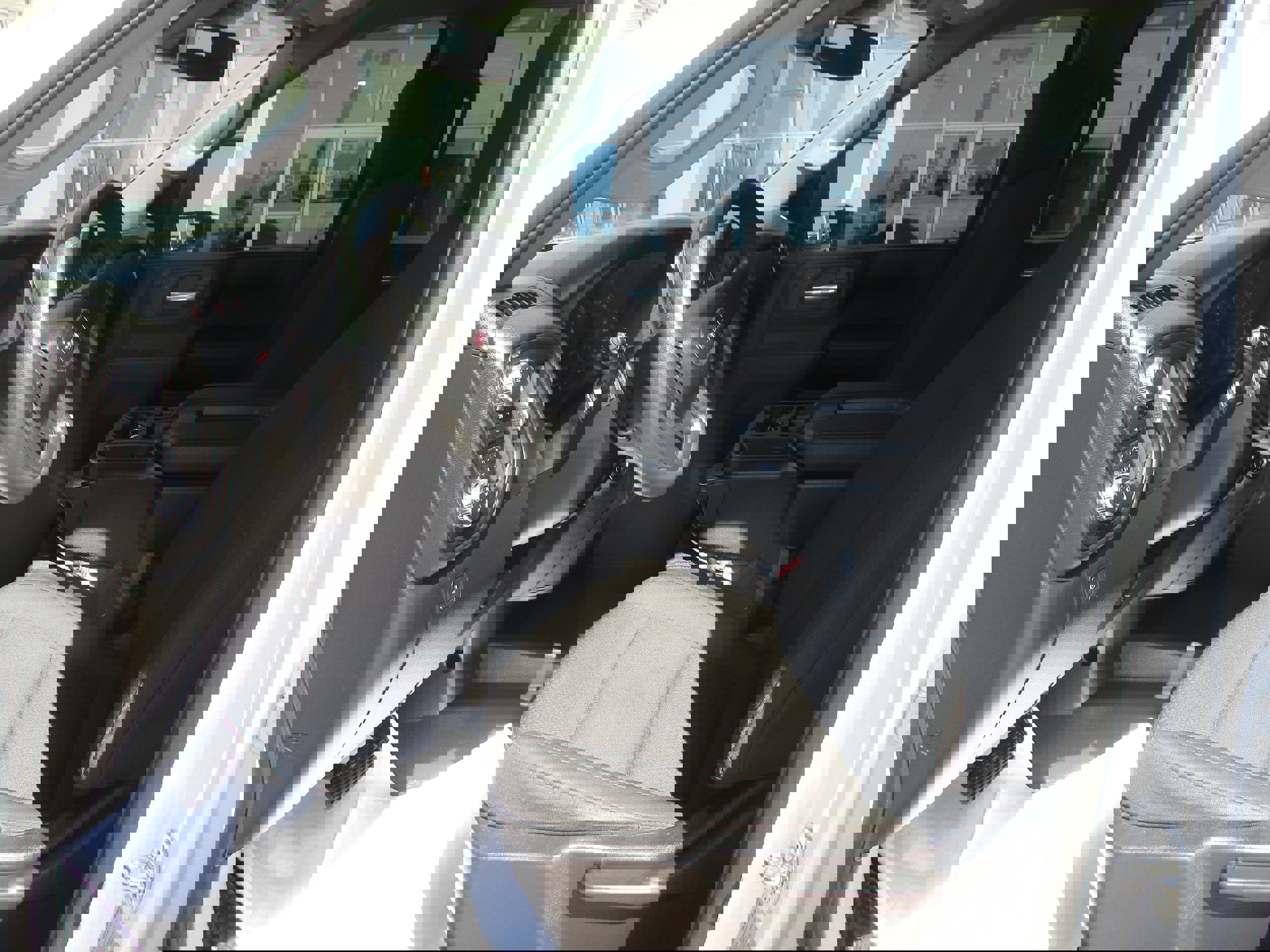 Used 2024 GMC Sierra 2500 Pro w/ 1SA Pro Safety Plus Package image 4